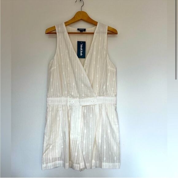 Mod Cloth Anywhere and Everywhere White Romper Size L - Picture 2 of 6